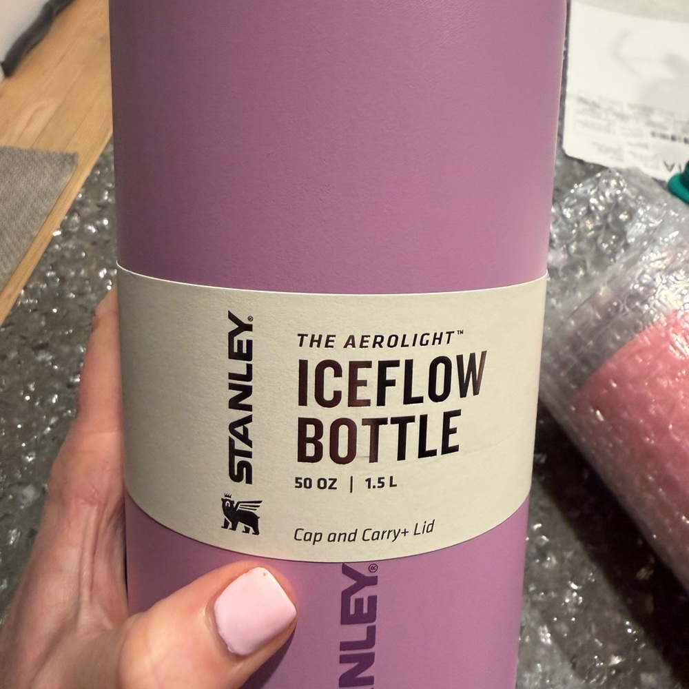 NEW Stanley Pink IceFlow Bottle - Picture 8 of 8